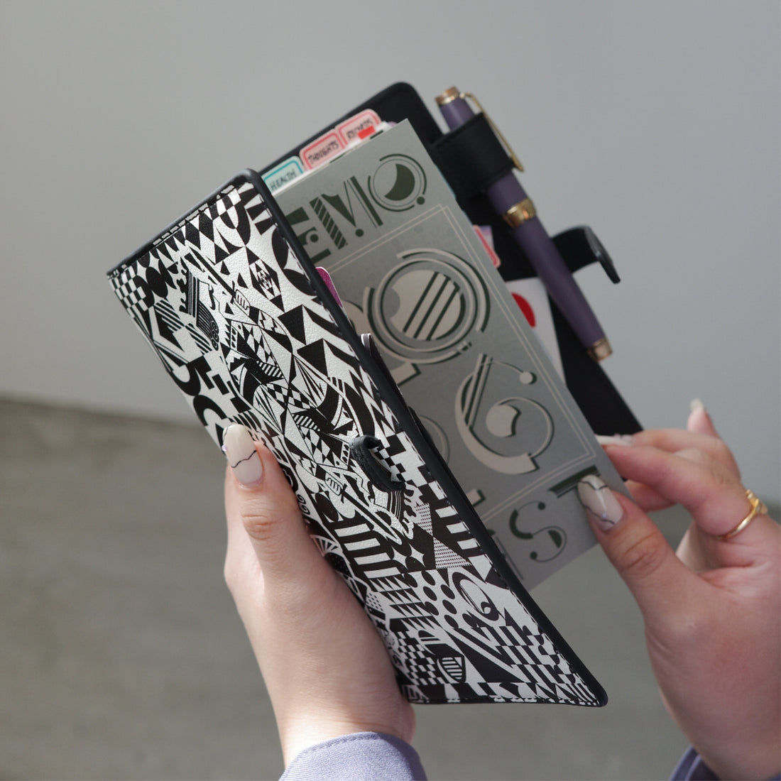 バイブルサイズ NEO手帳 【モノ・クローム】